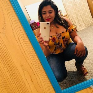 Meet your Posher, Vicky